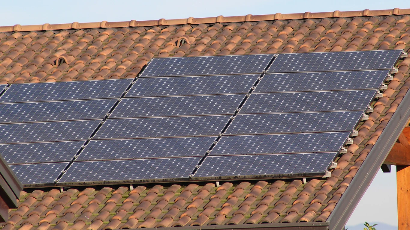Photovoltaikreinigung Hausinstallationen