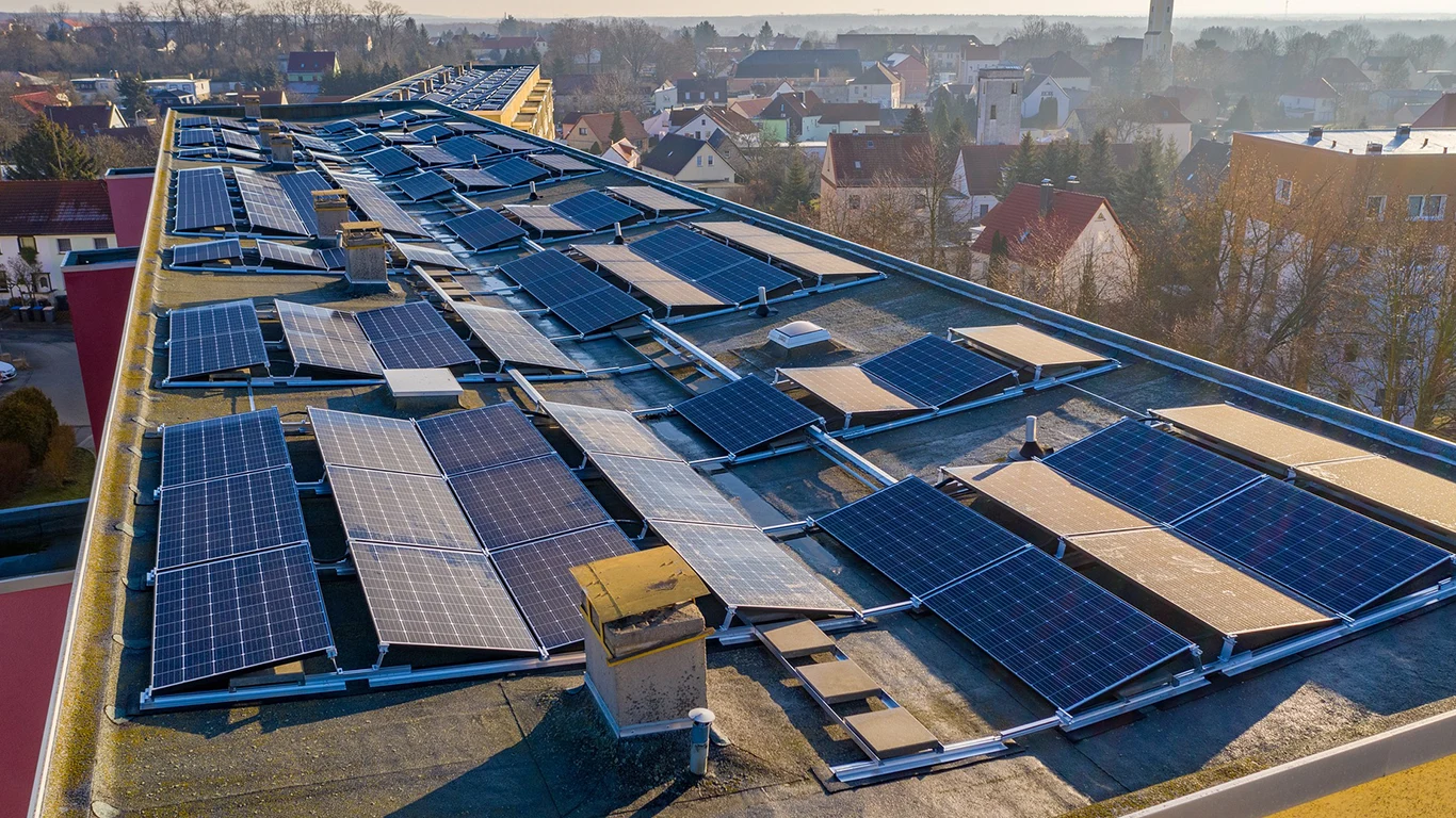 Photovoltaikreinigung Industriedachanlagen